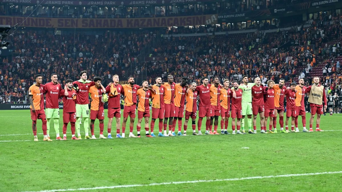 Galatasaray’da sorun rakipler değil! Çözülemeyen problem için seferbelik ilan edildi