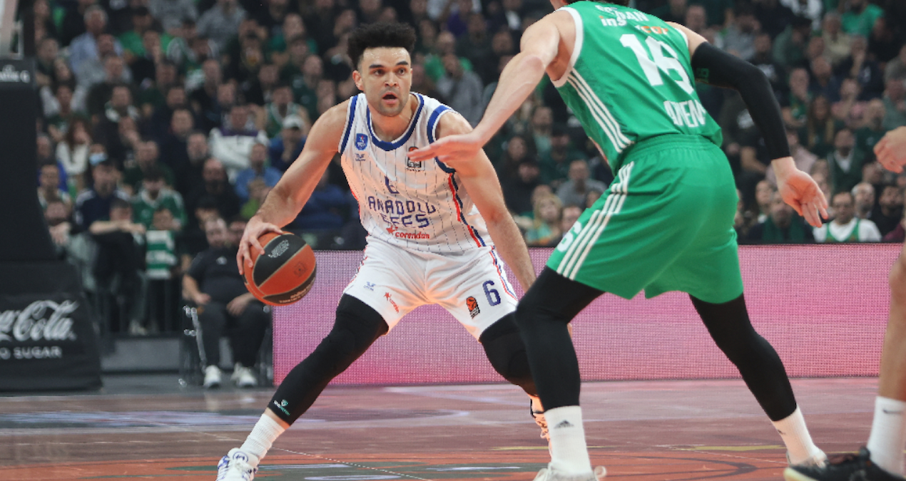 Anadolu Efes, Panathinaikos’a diş geçiremedi